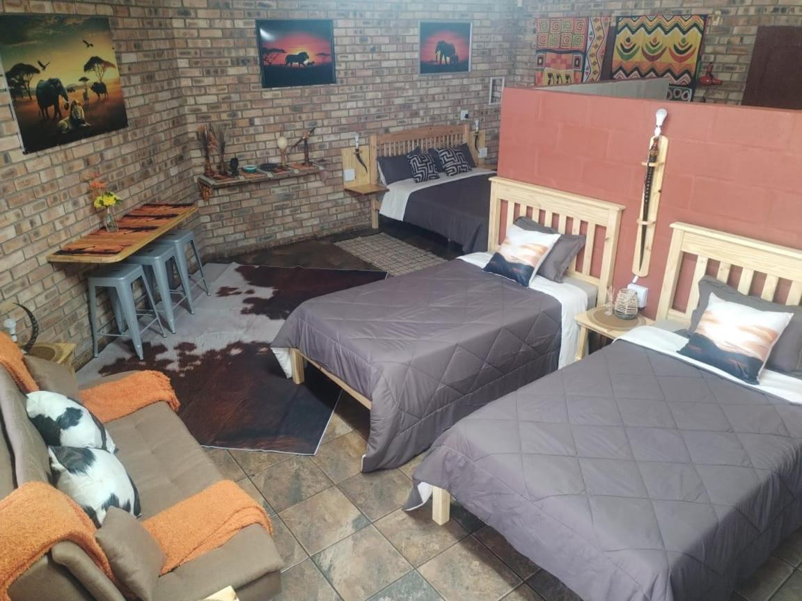 2K City Studios Not Self Catering Граскоп Экстерьер фото